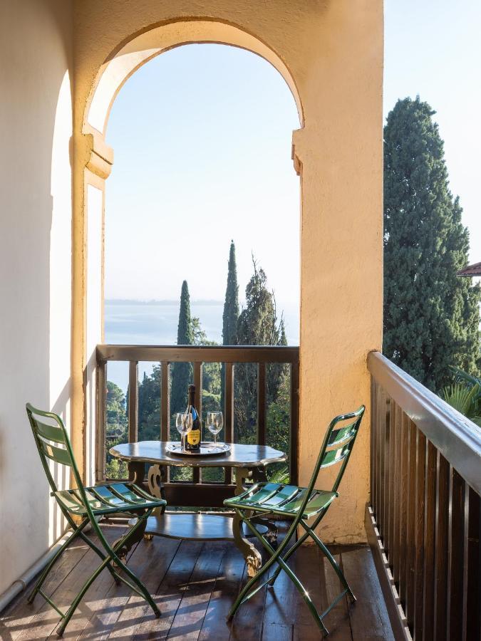 Villa Glicine Gardone Riviera Esterno foto